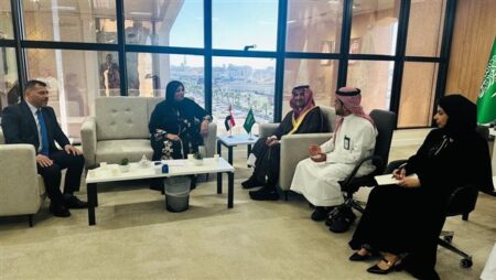 انطلاق أعمال اللجنة التنسيقية بين مصر والسعودية لتطوير العمرة والحج السياحي انطلاق أعمال اللجنة التنسيقية بين مصر والسعودية لتطوير العمرة والحج السياحي