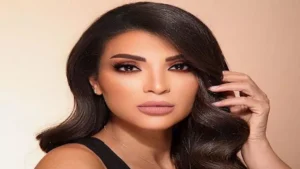 دينا حايك تخطف الأنظار بإطلالة جريئة.. سر اللوك