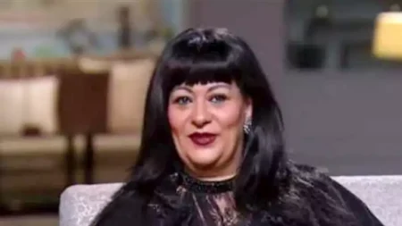 فريدة سيف النصر تروج لمسلسل"روج أسود": "تحفة والكاست هايل"