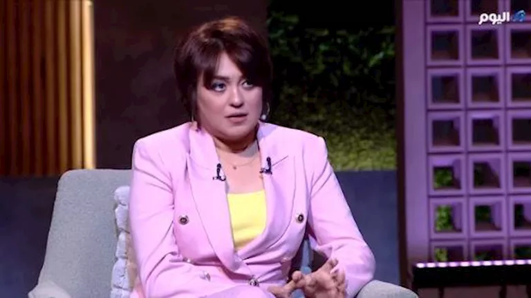 "اتسحب مبلغ كبير".. مروة عبدالمنعم تستغيث بعد سرقة أموال من حسابها البنكي "اتسحب مبلغ كبير".. مروة عبدالمنعم تستغيث بعد سرقة أموال من حسابها البنكي