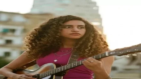 بلوك مختلف.. دنيا وائل تتألق بإطلالة جريئة بلوك مختلف.. دنيا وائل تتألق بإطلالة جريئة