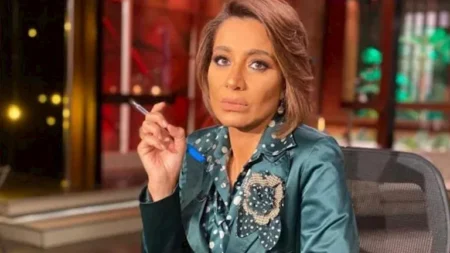 بسمة وهبة توجه رسالة لـ أحمد العوضي: "هتنتصر وتكسر الدنيا".. والفنان يرد