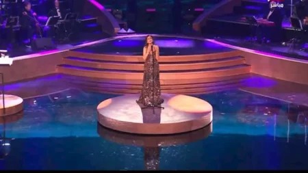 أنغام تطرب الحضور في حفل رأس السنة.. والجمهور: "بص شوف أنغام بتعمل ايه"