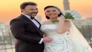 ماذا قالت مي فاروق لـ محمد العمروسي بعد مرور عام على زواجهما؟