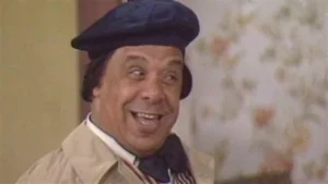 لماذا قال وحيد سيف لـ أمينة رزق: "بتلاعبيلي حواجبك ليه"؟