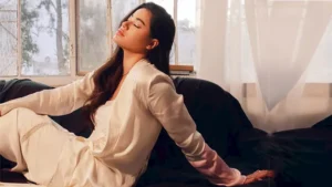 20 صورة| رحمة رياض تتألق بإطلالات أنيقة وتتصدر التريند