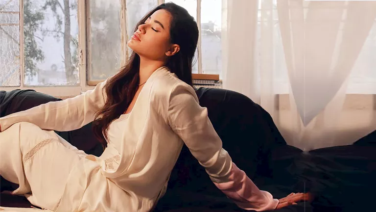 20 صورة| رحمة رياض تتألق بإطلالات أنيقة وتتصدر التريند 20 صورة| رحمة رياض تتألق بإطلالات أنيقة وتتصدر التريند