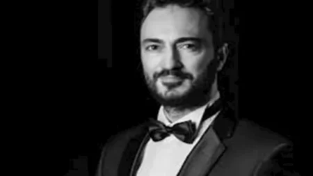 سقط من الدور الخامس.. مصرع مغني أوبرا بطريقة صادمة في تركيا- صور