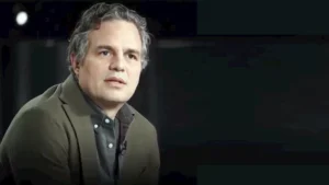 بعد دعمه القضية الفلسطينية ومهاجمة ترامب.. أنباء عن فسخ تعاقد مارك رافالو مع ديزني