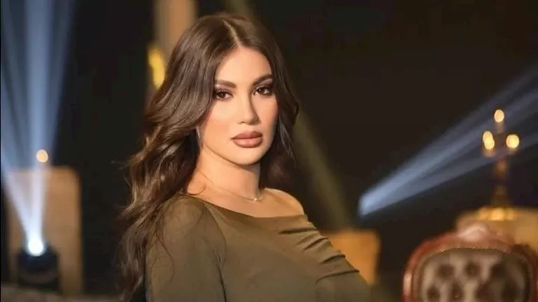 هدى الإتربي بإطلالة جريئة.. لماذا اختارت اللون الأسود؟ هدى الإتربي بإطلالة جريئة.. لماذا اختارت اللون الأسود؟