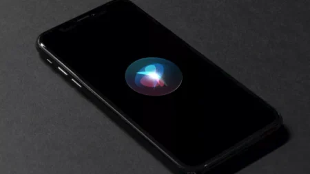 آبل تخطط لإطلاق نسخة جديدة من سيري مدعومة بـ Gemini من جوجل