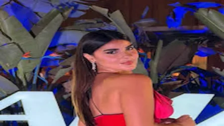 "قميص وجيب قصير".. نورهان منصور بلوك جريء "قميص وجيب قصير".. نورهان منصور بلوك جريء