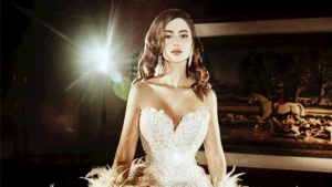 هدى الإتربي تستعيد ذكرياتها بإطلالة جريئة في 2021 والجمهور يعلق (صور)