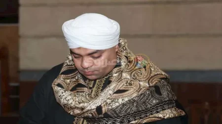 12 صورة من عزاء والد المطرب الشعبي عمرو أبو زيد 12 صورة من عزاء والد المطرب الشعبي عمرو أبو زيد