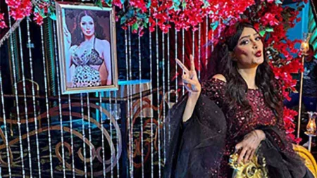 "ملكة".. غادة عبدالرازق تخطف الأنظار والنجوم يعلقون