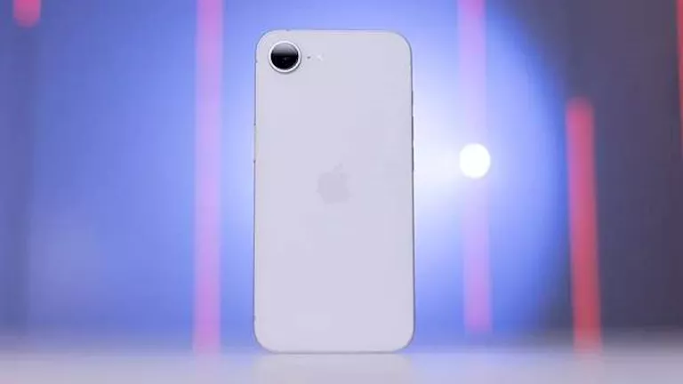 هاتف أبل الأقل تكلفة يقترب.. ماذا يخفي iPhone 17e عن المستخدمين؟ هاتف أبل الأقل تكلفة يقترب.. ماذا يخفي iPhone 17e عن المستخدمين؟