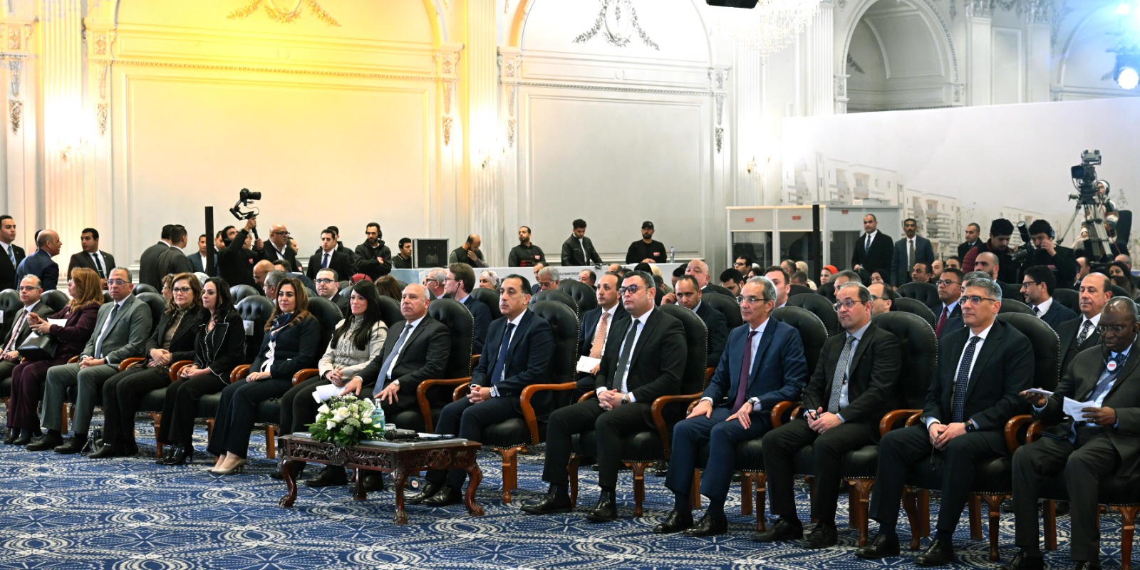 رئيس الوزراء يشهد احتفالية «سكن كل المصريين» بمرور 10 سنوات.. صور 7 رئيس الوزراء يشهد احتفالية «سكن كل المصريين» بمرور 10 سنوات.. صور