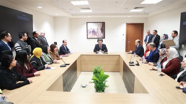 وزير الصحة يكرم الكوادر المتميزة بقطاع الطب الوقائي لتحقيقهم إنجازات وجوائز خلال 2025 وزير الصحة يكرم الكوادر المتميزة بقطاع الطب الوقائي لتحقيقهم إنجازات وجوائز خلال 2025