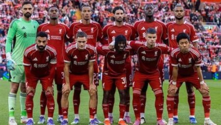 ليفربول يسقط في فخ التعادل السلبي أمام ليدز