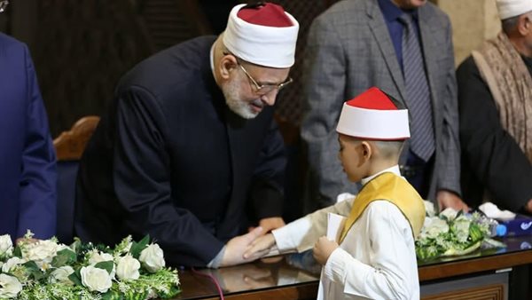 وكيل الأزهر خلال عام 2025.. حضور علمي عالمي ومبادرات تعليمية تعزز الوسطية وكيل الأزهر خلال عام 2025.. حضور علمي عالمي ومبادرات تعليمية تعزز الوسطية