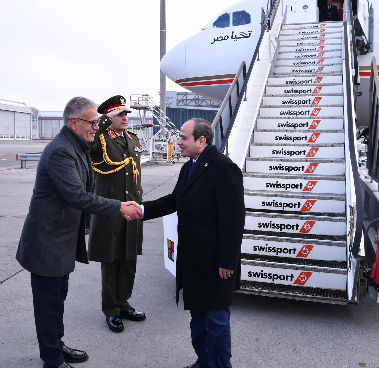 بالصور.. السيسي يصل زيورخ للمشاركة في منتدى دافوس
