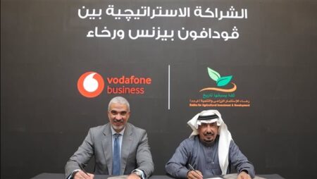 ڤودافون بيزنس تتعاون مع «رخاء» لتطبيق حلول الزراعة الذكية ڤودافون بيزنس تتعاون مع «رخاء» لتطبيق حلول الزراعة الذكية