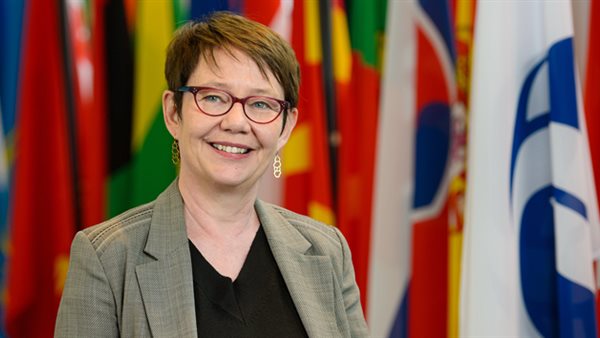 رئيسة البنك الأوروبي لإعادة الإعمار والتنمية تزور تونس لتعزيز الاستثمارات ودعم القطاع الخاص رئيسة البنك الأوروبي لإعادة الإعمار والتنمية تزور تونس لتعزيز الاستثمارات ودعم القطاع الخاص