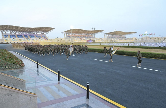 مشاهد من تفقد السيسي الطابور الصباحي للياقة البدنية والفروسية بالأكاديمية العسكرية