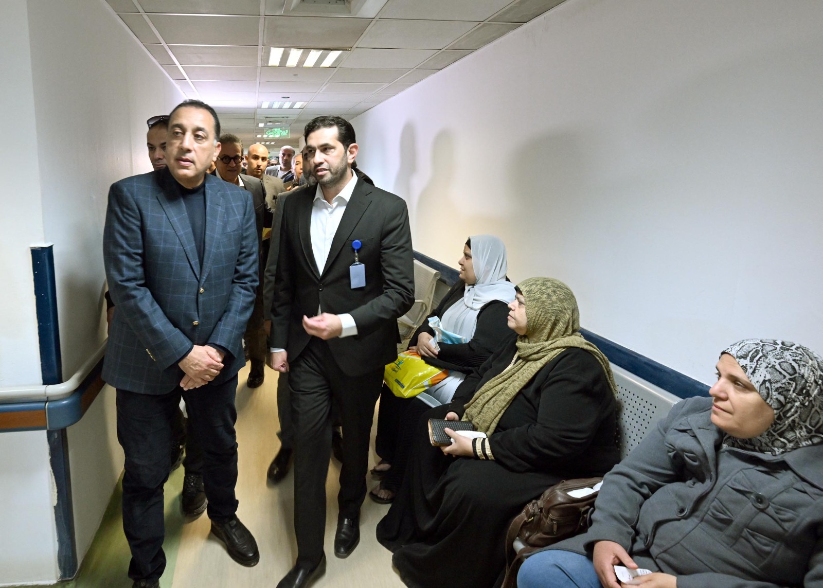 رئيس الوزراء يتفقد مستشفى أورام دار السلام 5 رئيس الوزراء يتفقد مستشفى أورام دار السلام