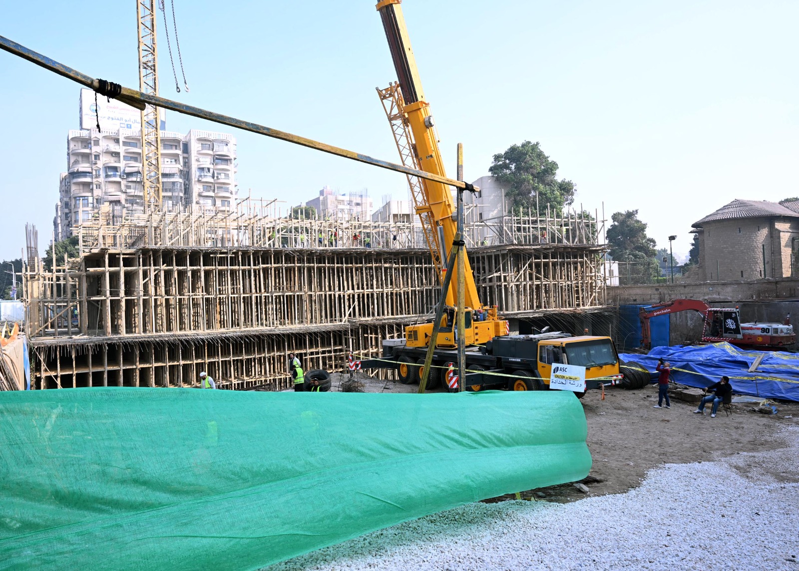 رئيس الوزراء يتفقد مستشفى أورام دار السلام 6 رئيس الوزراء يتفقد مستشفى أورام دار السلام