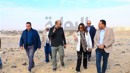 وزيرة التنمية المحلية تتفقد مقلب السلام بعد إغلاقه للحفاظ على صحة المواطنين وزيرة التنمية المحلية تتفقد مقلب السلام بعد إغلاقه للحفاظ على صحة المواطنين