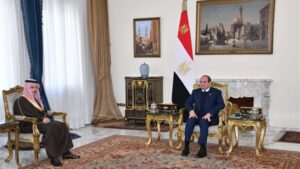 نشاط الرئيس اليوم| رسائل مهمة لوزير الخارجية السعودية وتكليفات حاسمة للحكومة.. فيديووصور