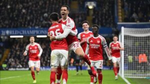 أرسنال يهزم تشيلسي 3-2 ويقترب من نهائي كاراباو