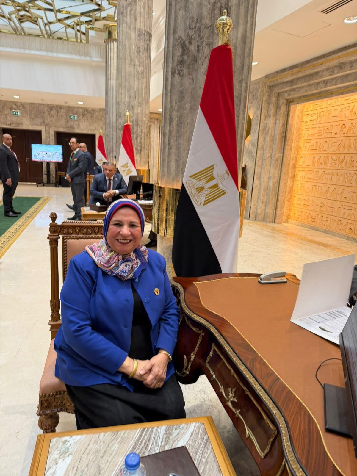 الدكتورة غادة عبد الرحيم علي تهنئ الدكتورة صباح صابر بتسلمها عضوية مجلس النواب 2026 – 2031