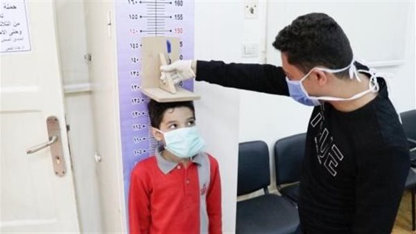 «الصحة»: فحص 4 ملايين طالب ضمن أعمال الفحص الطبي الدوري الشامل بالمدارس «الصحة»: فحص 4 ملايين طالب ضمن أعمال الفحص الطبي الدوري الشامل بالمدارس