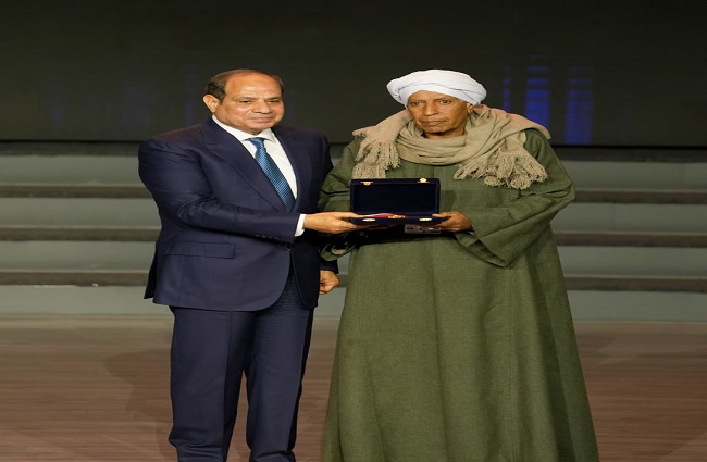 25 صورة ترصد حفل عيد الشرطة الـ74 وتكريم السيسي لأسر الشهداء وقيادات الداخلية