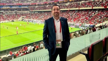 كيف صنع المصري حسن القماح ثورة تسويقية في تاريخ الأمم الإفريقية؟