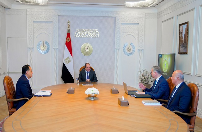 السيسي يتابع ملفات عمل وزارة البترول.. ويوجه بسداد مستحقات الشركات العاملة في مصر و تقديم التيسيرات للمستثمر 1 السيسي يتابع ملفات عمل وزارة البترول.. ويوجه بسداد مستحقات الشركات العاملة في مصر و تقديم التيسيرات للمستثمر