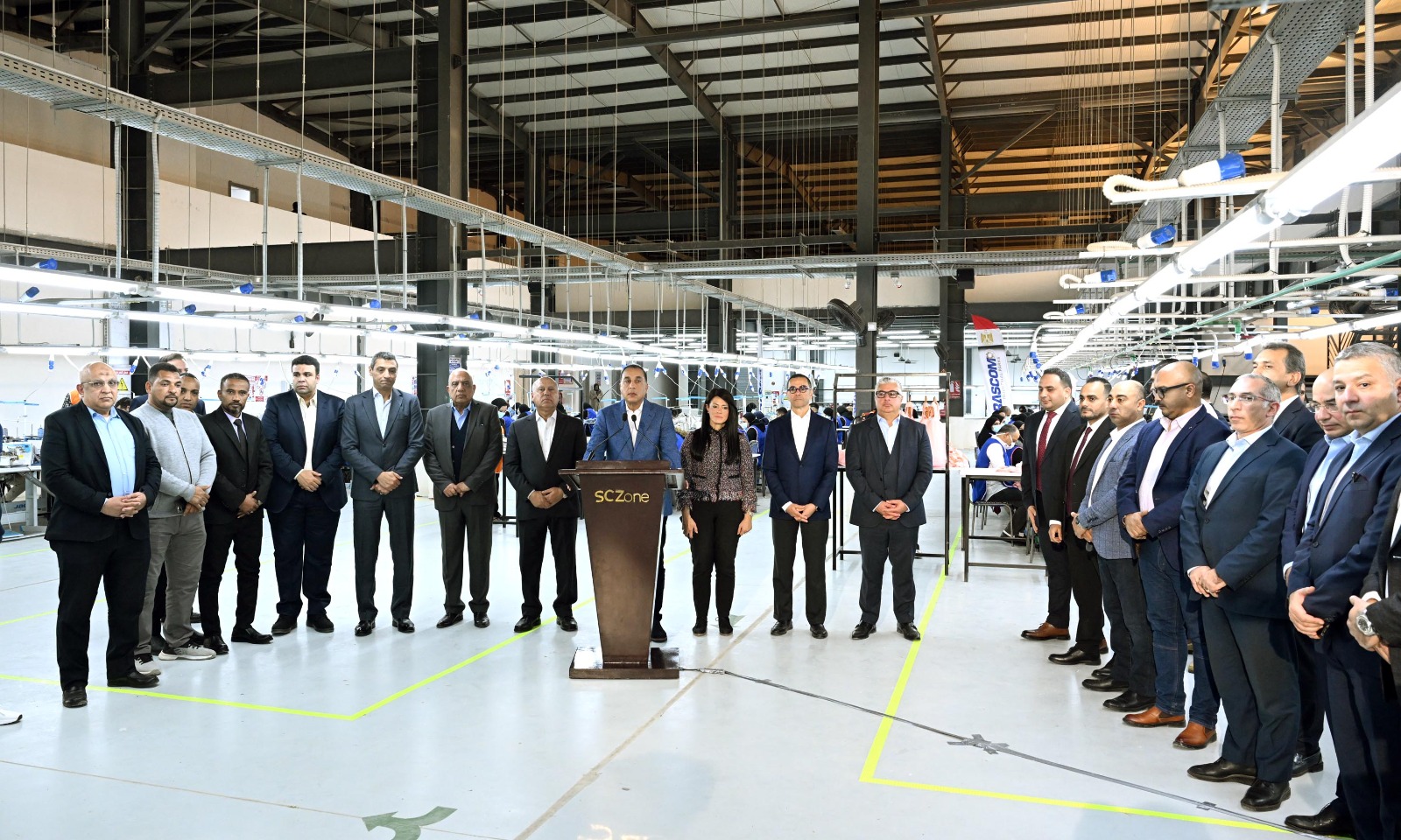 رئيس الوزراء: 190 مصنعا تم تشغيلها و150 مصنعا آخر تحت التنفيذ وهذا لم يكن لنراه إلا من خلال بنية أساسية قوية وبرؤية من القيادة السياسية