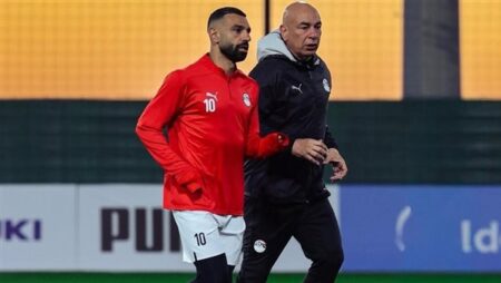 محمد صلاح: سنقاتل للوصول إلى أبعد نقطة بأمم إفريقيا