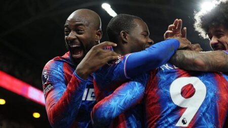 الشوط الأول.. كريستال بالاس يتقدم على فولهام بهدف ماتيتا