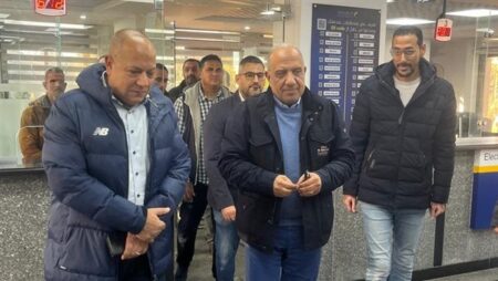 وزير الكهرباء يتفقد مركز خدمة المواطنين ومحطة المحولات بمدينة بورفؤاد