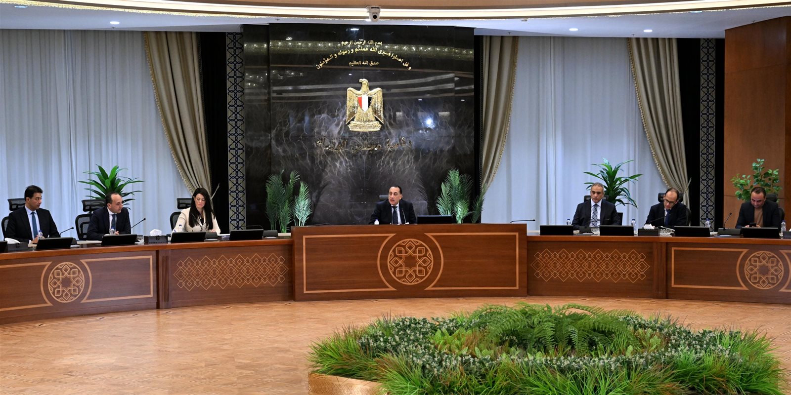 رئيس الوزراء: الفترة المقبلة ستشهد توجيه أولوية في الخطط الاستثمارية للدولة المصرية إلى مشروعي "التأمين الصحي الشامل" و"حياة كريمة"