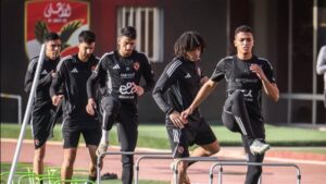 هادي رياض يزين قائمة الأهلي أمام الجونة في الدوري المصري الممتاز