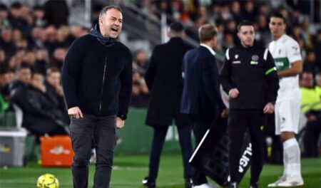 فليك يتوجه بطلب إلى لامين يامال.. ويكشف حالة رافينها وكوندي بعد استبدالهما أمام إلتشي فليك يتوجه بطلب إلى لامين يامال.. ويكشف حالة رافينها وكوندي بعد استبدالهما أمام إلتشي