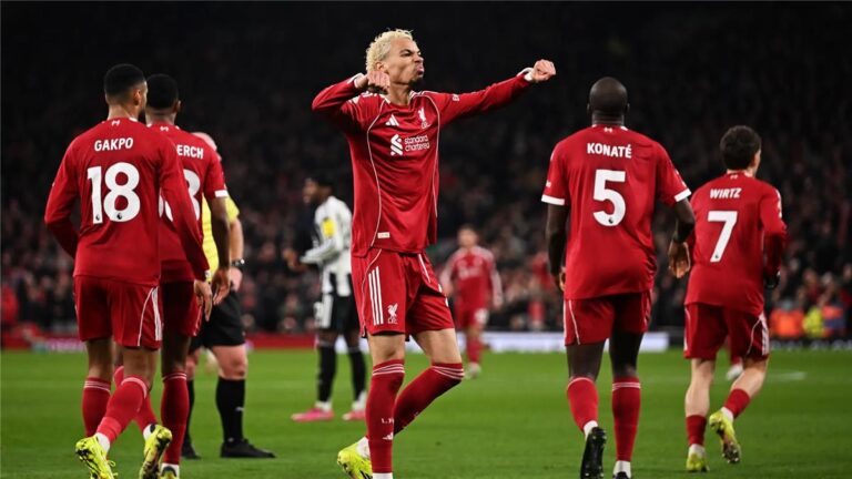 فيديو | محمد صلاح يصنع التاريخ وليفربول ينتقم من نيوكاسل برباعية في الدوري الإنجليزي فيديو | محمد صلاح يصنع التاريخ وليفربول ينتقم من نيوكاسل برباعية في الدوري الإنجليزي