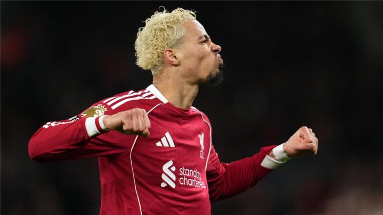 إيكتيكي: اللعب مع مهاجم ليفربول ممتع.. ويعلق على مقارنته بـ فرناندو توريس إيكتيكي: اللعب مع مهاجم ليفربول ممتع.. ويعلق على مقارنته بـ فرناندو توريس