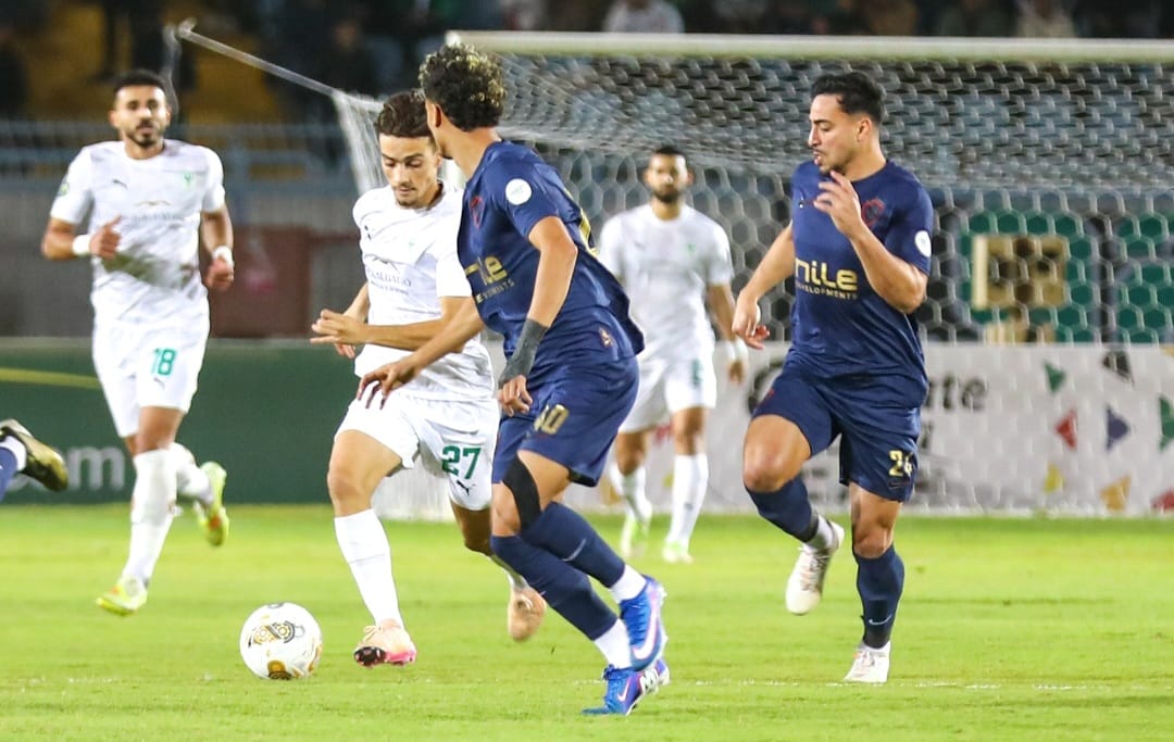 الزمالك يهزم المصري ويتصدر مجموعته في كأس الكونفدرالية