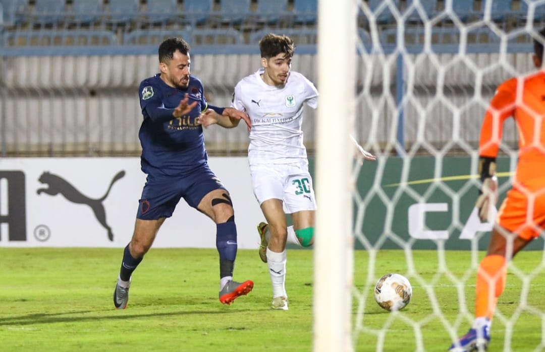 الزمالك يهزم المصري ويتصدر مجموعته في كأس الكونفدرالية