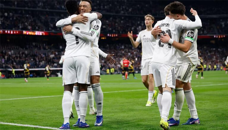 ريال مدريد يرفض رحيل لاعبه للدوري الإنجليزي قبل نهاية انتقالات الشتاء ريال مدريد يرفض رحيل لاعبه للدوري الإنجليزي قبل نهاية انتقالات الشتاء